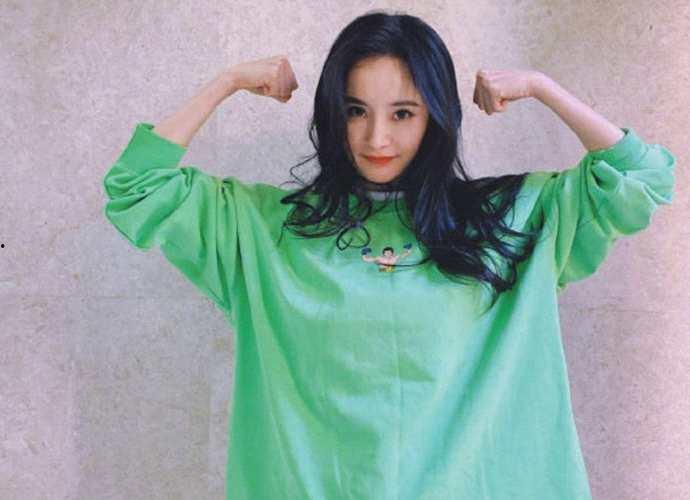 娱乐吃瓜杨幂微博,娱乐圈幕后故事大揭秘