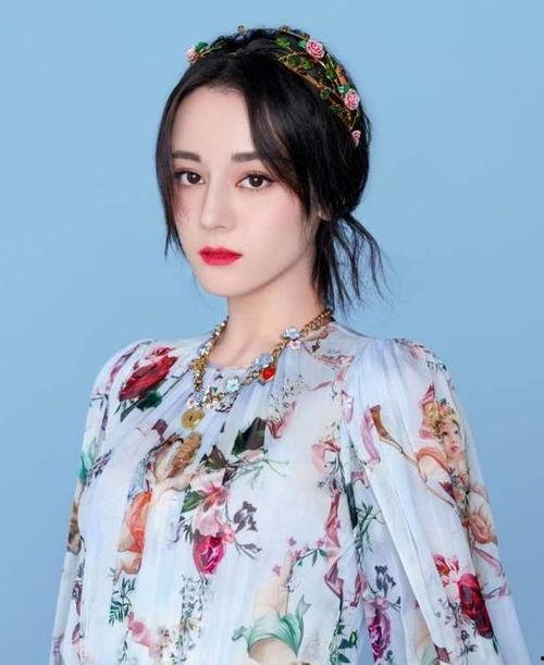 娱乐圈新疆吃瓜妮妮是谁,揭秘“妮妮”背后的神秘故事